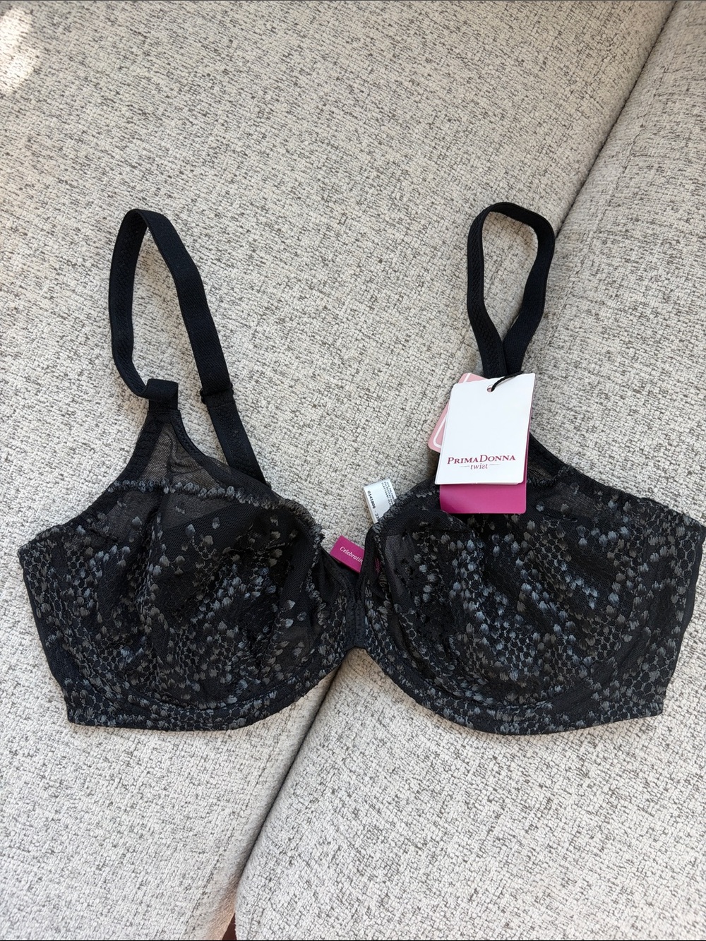 Prima Donna Black Sheer Lace Underwire Bra with Subtle Dot Pattern